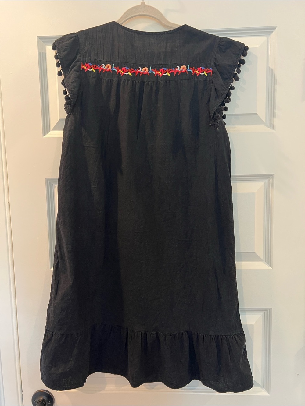 Kirundo Black Floral Embroidered Boho Mini Shift Dress M Pom Pom - Picture 4 of 8